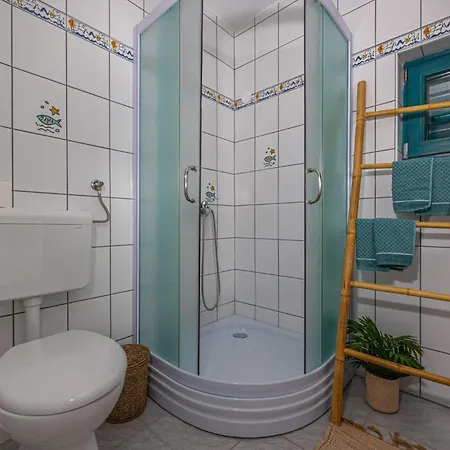 Palmhouse In - Haus Fuer 6 Personen Holiday home