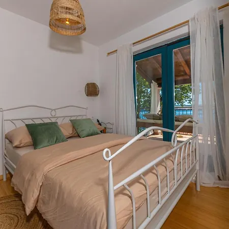 Palmhouse In - Haus Fuer 6 Personen *