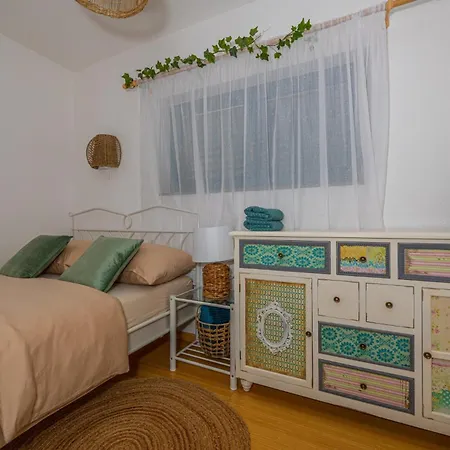 Palmhouse In - Haus Fuer 6 Personen *