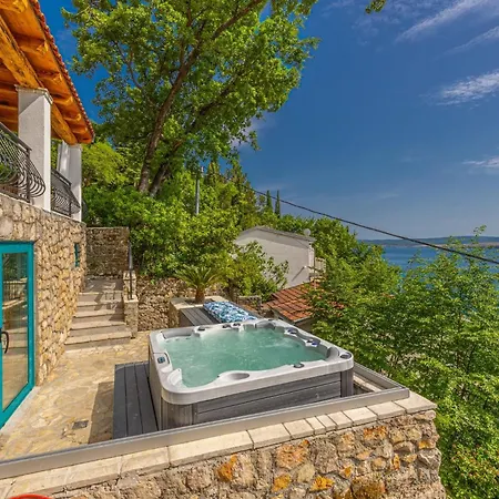 Palmhouse In - Haus Fuer 6 Personen 別荘