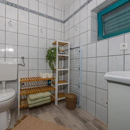 Palmhouse In - Haus Fuer 6 Personen Dom wakacyjny